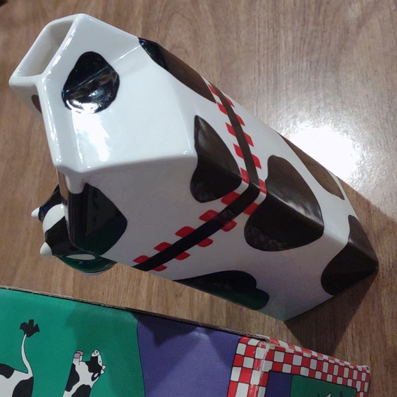 NIB Russ Clem 'n Clara novelty pitcher - Picture 6 of 8